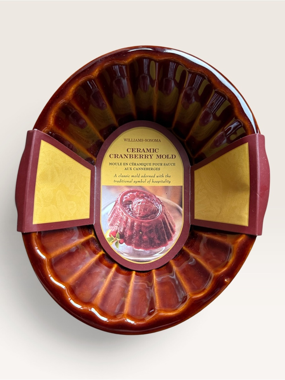 Williams-Sonoma Ceramic Cranberry Mold